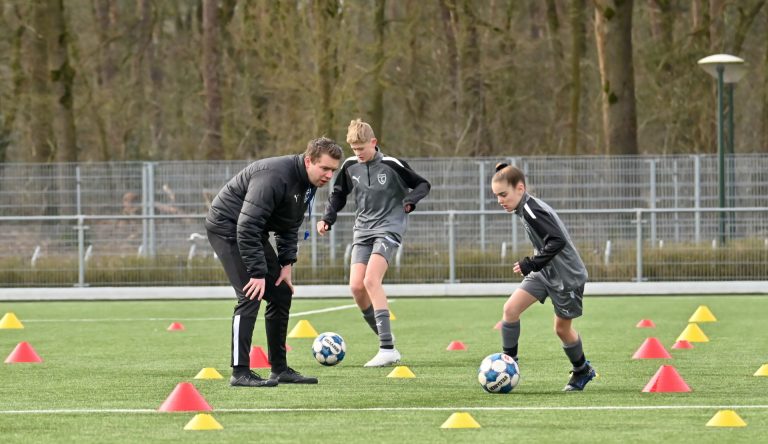 voetbaltraining-voetbalschool-total-control